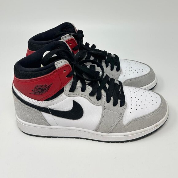 Nike Air Jordan 1 Retro 1 High OG Light Smoke Grey Youth Size 7Y - Picture 3 of 16